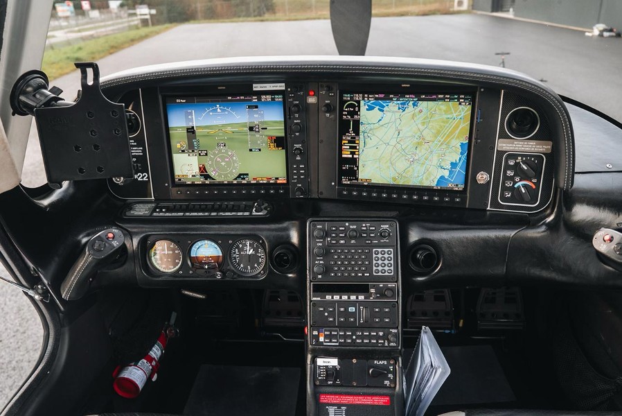 2012 Cirrus SR22-G3, photo 17