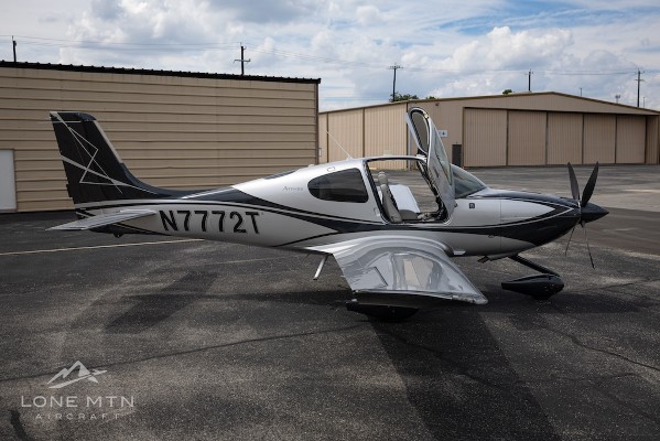 2022 Cirrus SR22T-G6 — photo 1