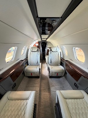 2024 Embraer Phenom 300 — photo 4