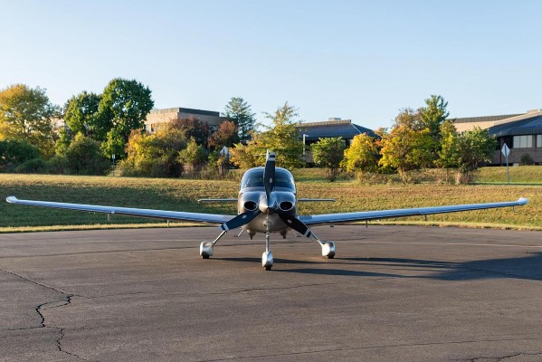 2019 Cirrus SR22-G6 — photo 3