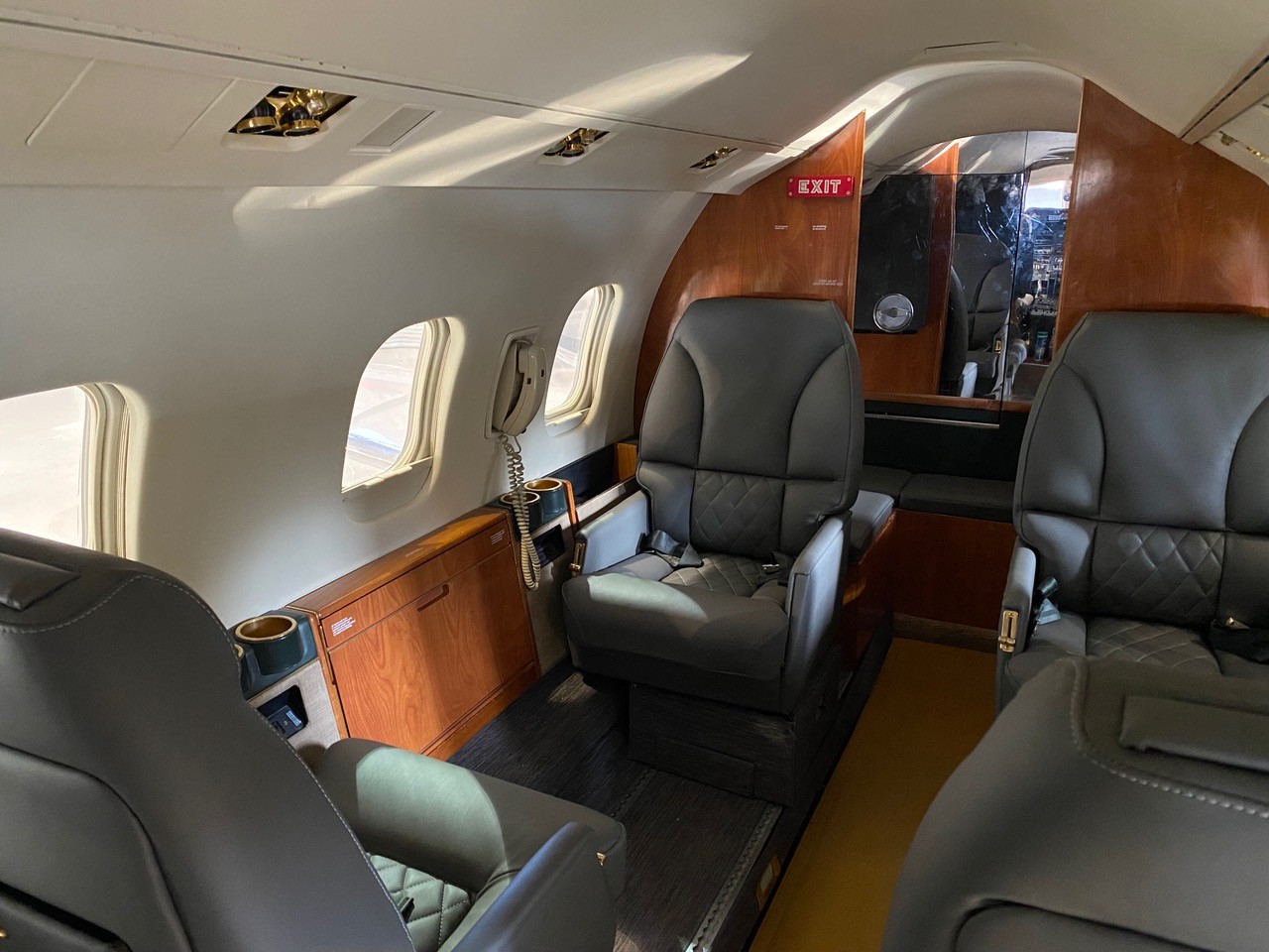 1989 Learjet 55 — photo 4