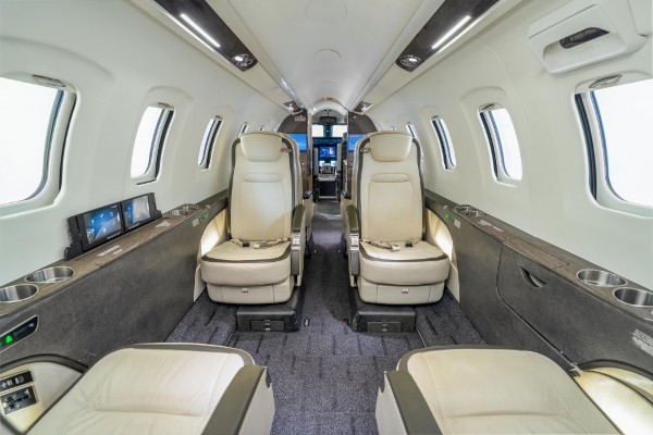 2014 Learjet 75 — photo 4