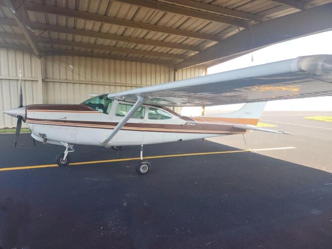 1980 Cessna R-182RG — photo 1
