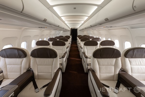2001 Airbus A319 — photo 4