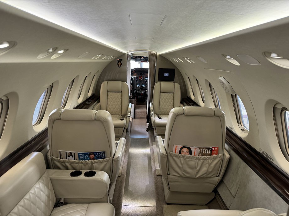 2008 Hawker 750 — photo 2