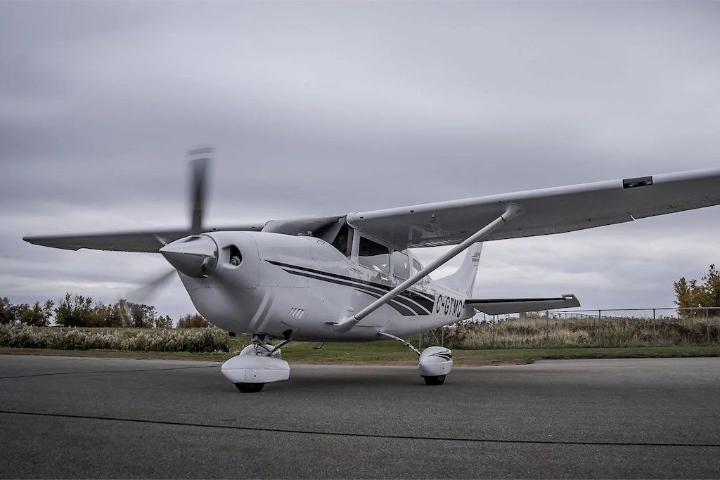 1999 Cessna 206H — photo 3