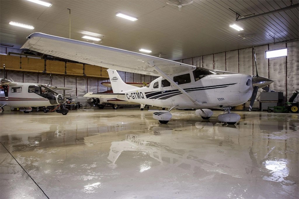 1999 Cessna 206H — photo 4