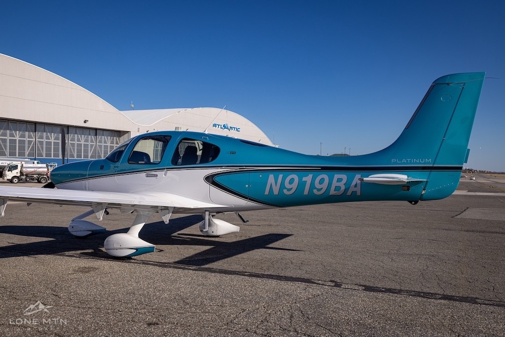 2022 Cirrus SR22-G6 — photo 3