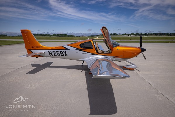 2022 Cirrus SR22T-G6 — photo 2
