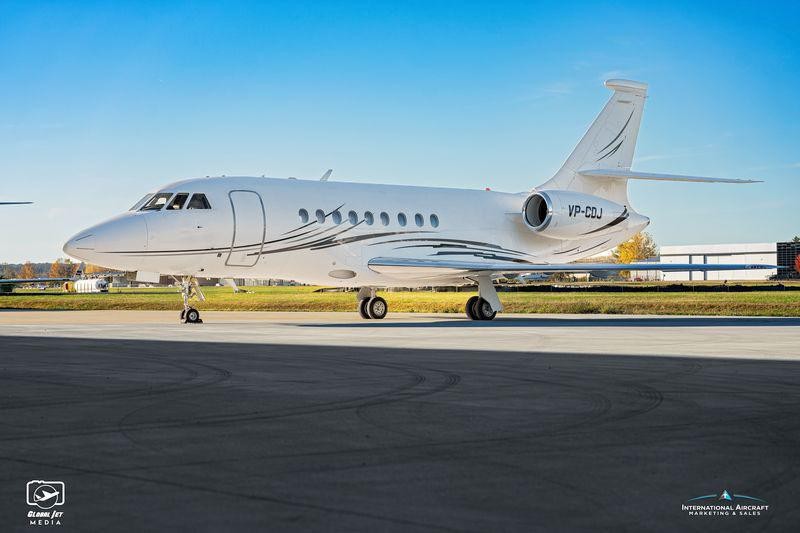 2001 Falcon 2000 — photo 1