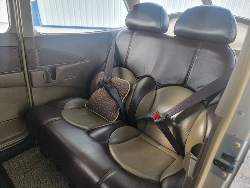 2002 Cessna 172S Skyhawk, photo 7