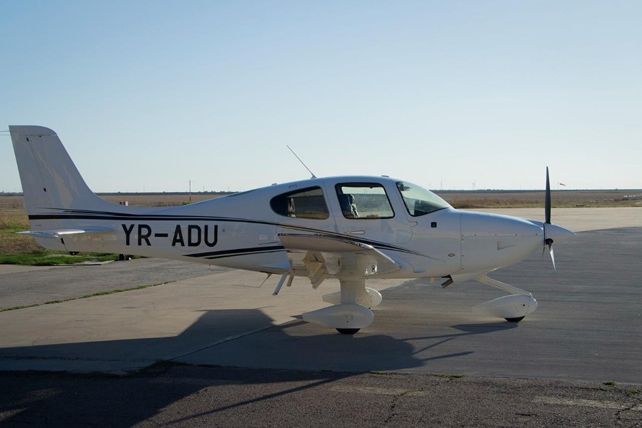 2020 Cirrus SR20 G6 (YR-ADU), photo 7