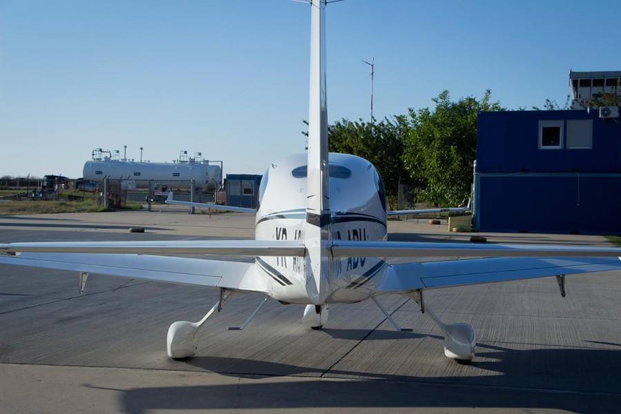 2020 Cirrus SR20 G6 (YR-ADU), photo 8