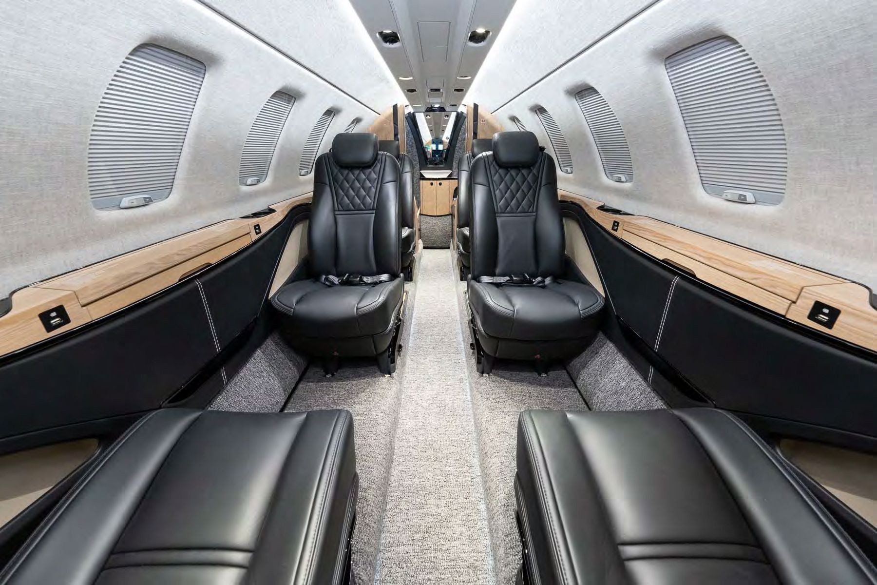 2025 Cessna Citation CJ4 — photo 2