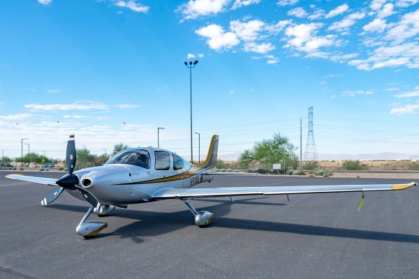 2006 Cirrus SR22-G2 — photo 2