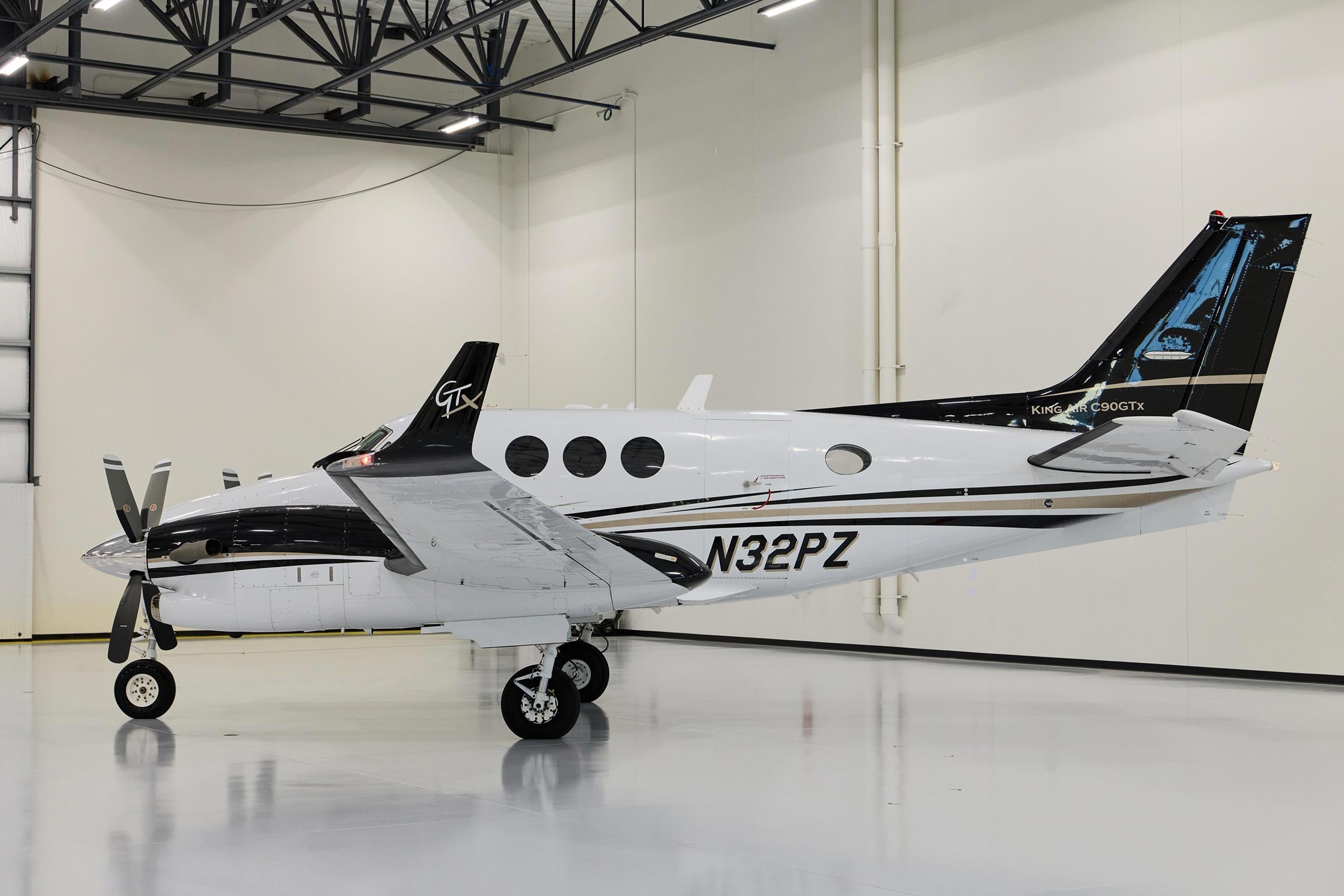 2011 Beech King Air C90GT