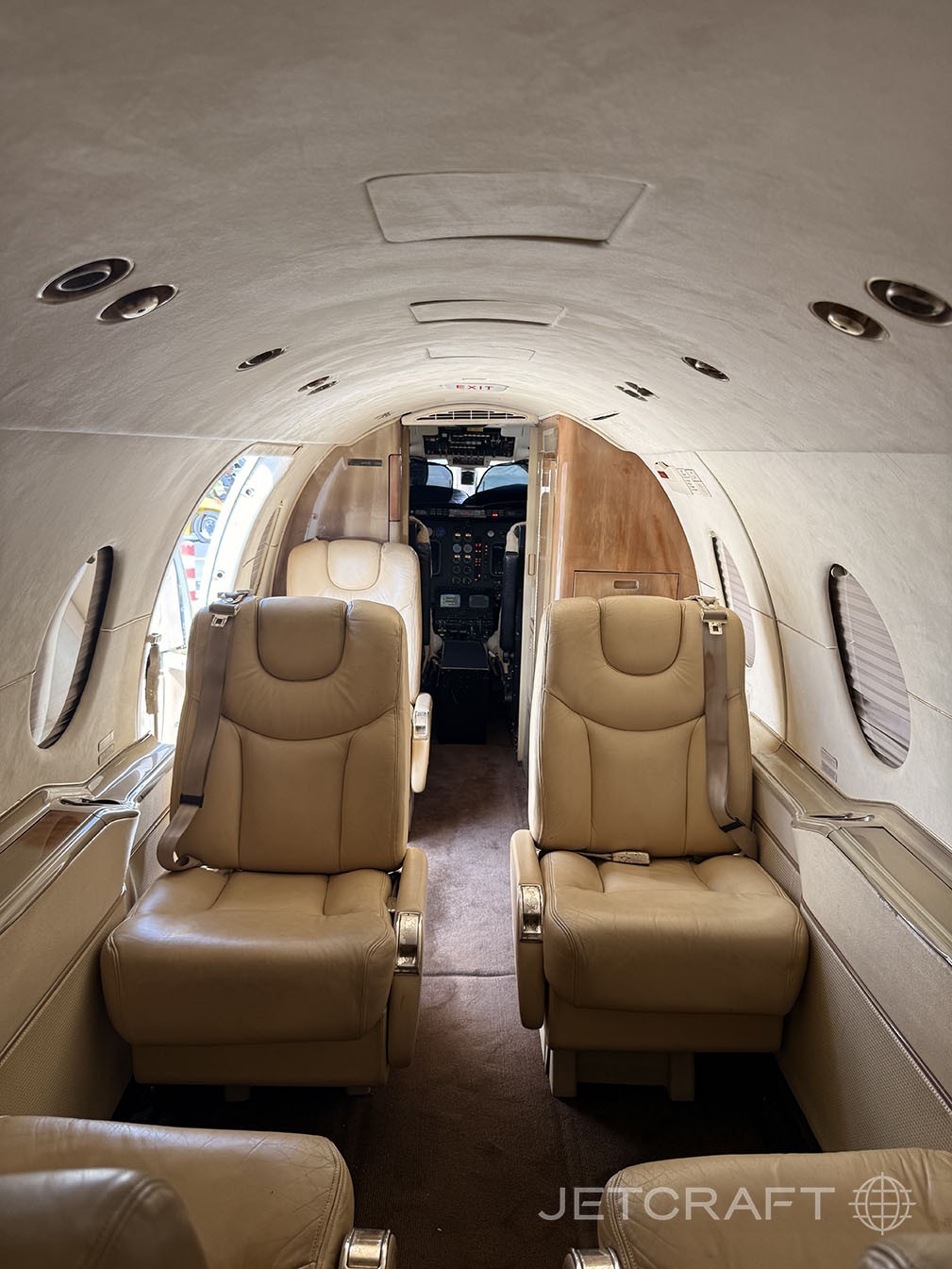 2009 Hawker 400XP — photo 3
