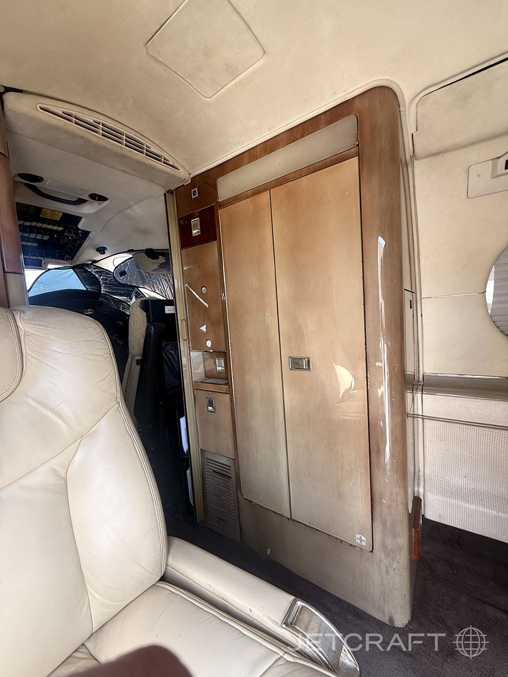 2009 Hawker 400XP — photo 4