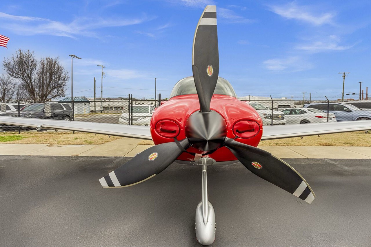 2019 Cirrus SR22T-G6 — photo 4