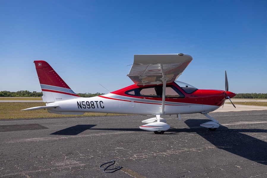 2022 Tecnam P2010 TDI, photo 9