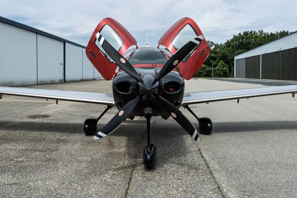 2025 Cirrus SR22T-G7 — photo 3