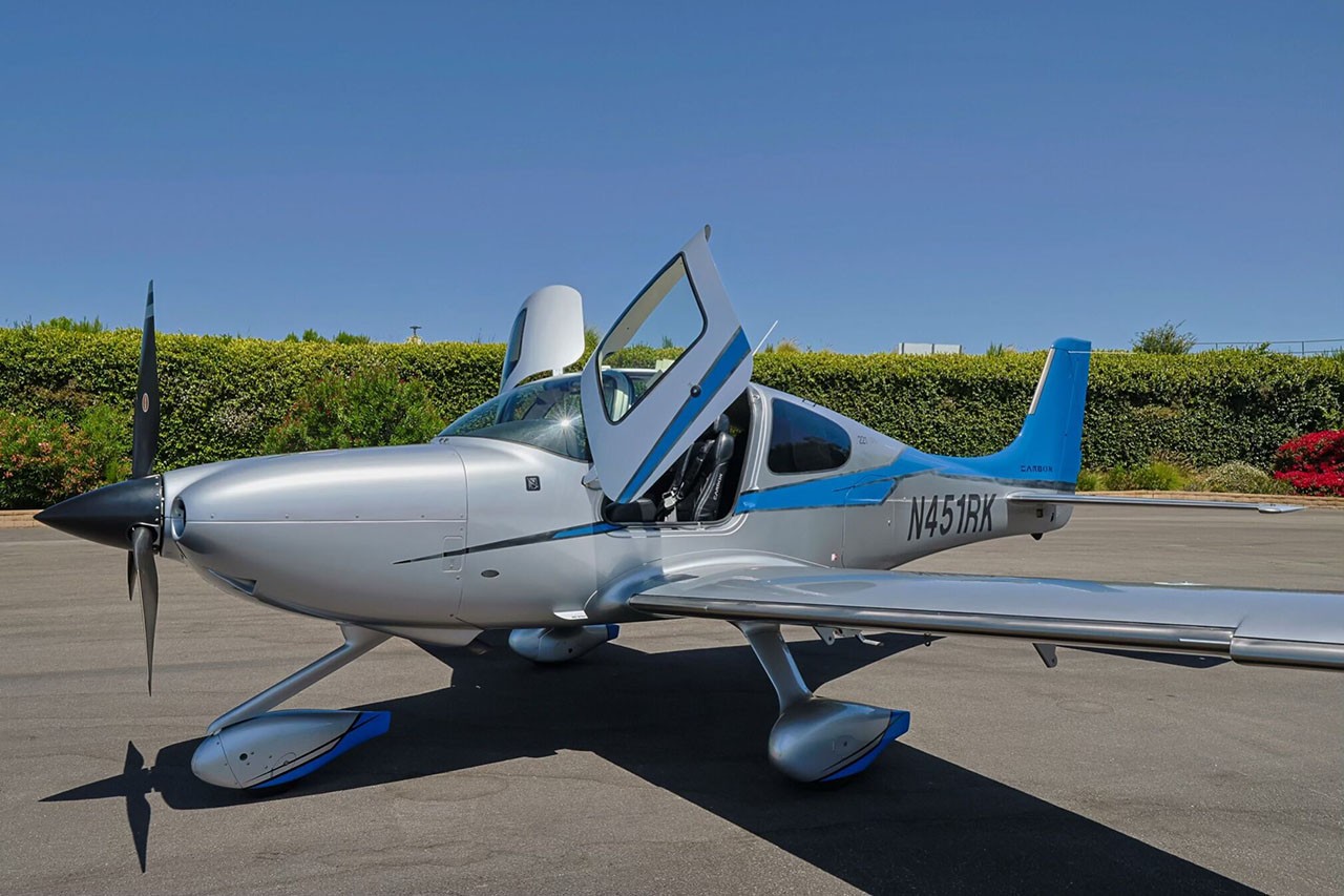 2015 Cirrus SR22T-G5 — photo 2