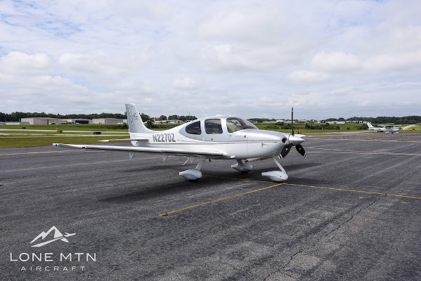 2008 Cirrus SR22-G3 — photo 1