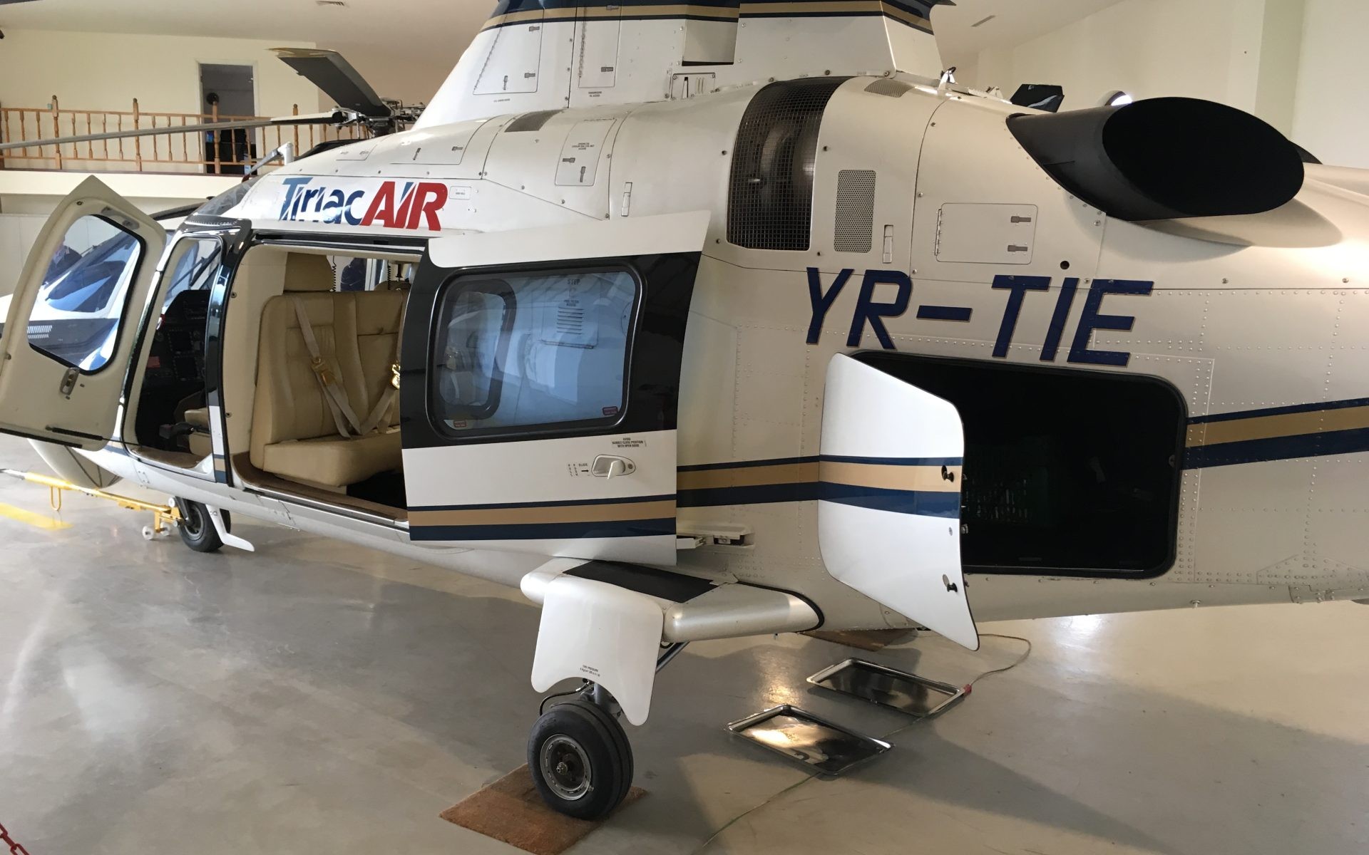 2006 Agusta A109E — photo 4