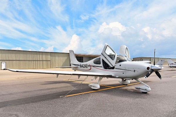 2014 Cirrus SR22-G5 — photo 4
