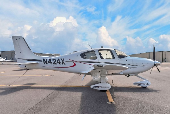 2014 Cirrus SR22-G5 — photo 5