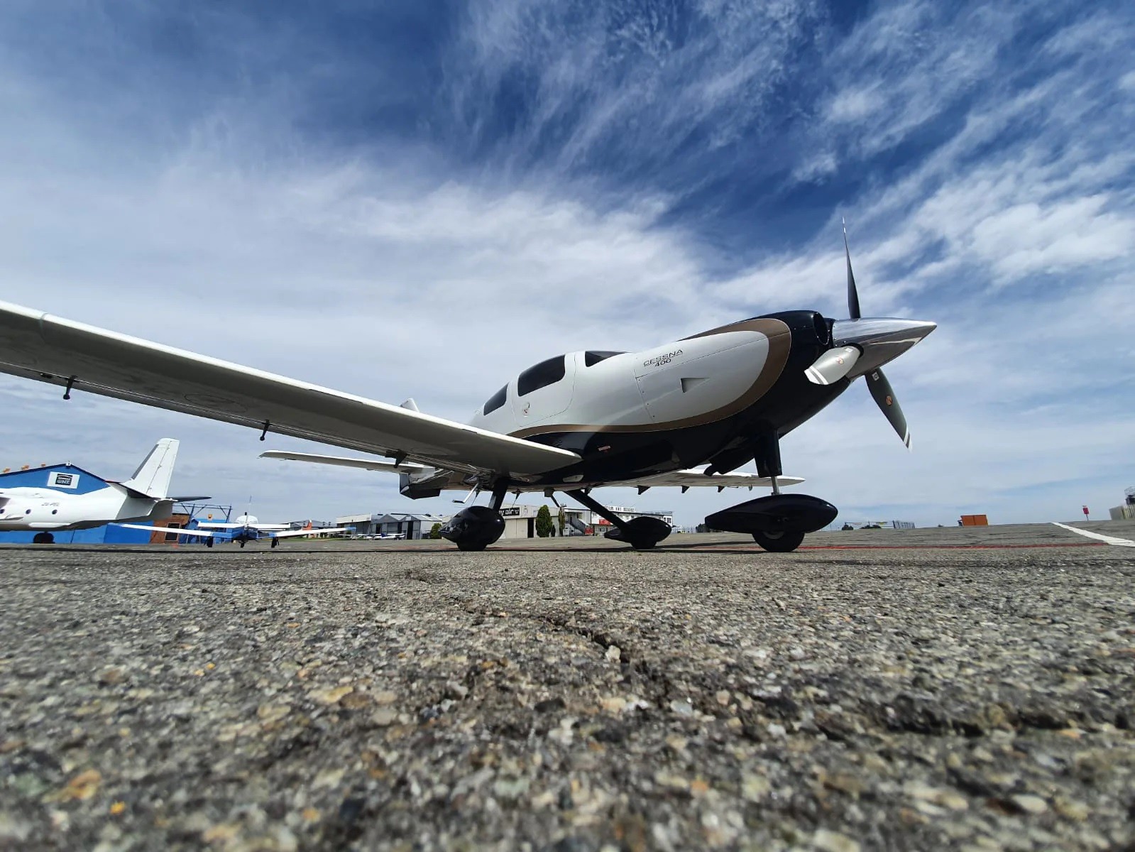 2008 Cessna 400 — photo 3