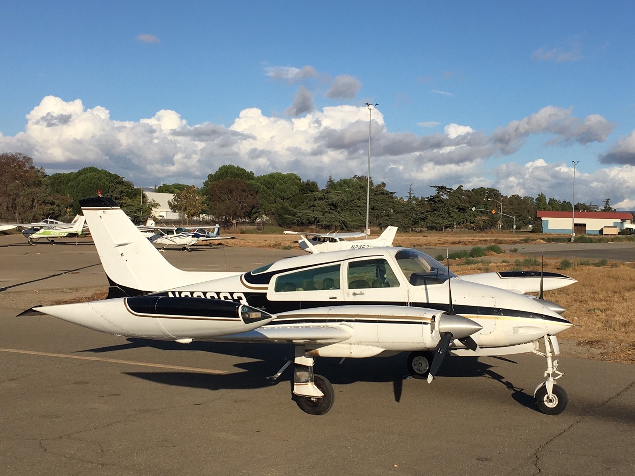 1973 Cessna 310Q — photo 2