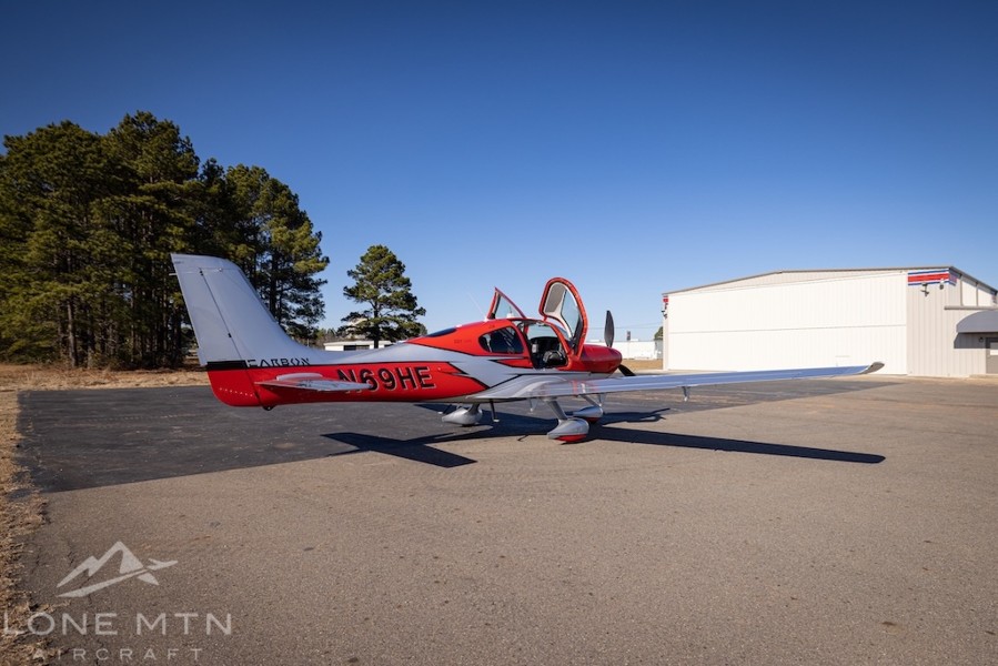 2019 Cirrus SR22T-G6 GTS (N69HE), photo 6