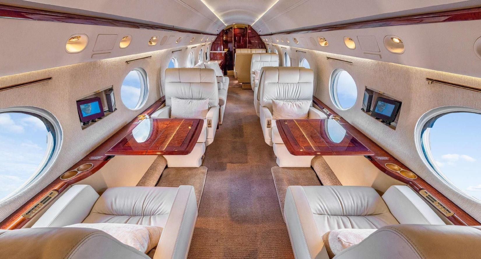 2002 Gulfstream G-IVSP — photo 3