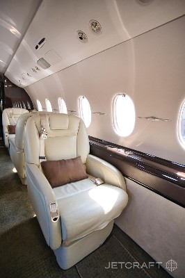 2013 Hawker 4000 — photo 5