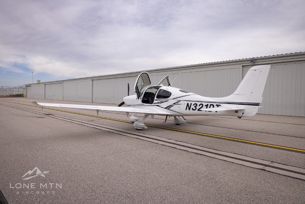 2020 Cirrus SR20 — photo 3