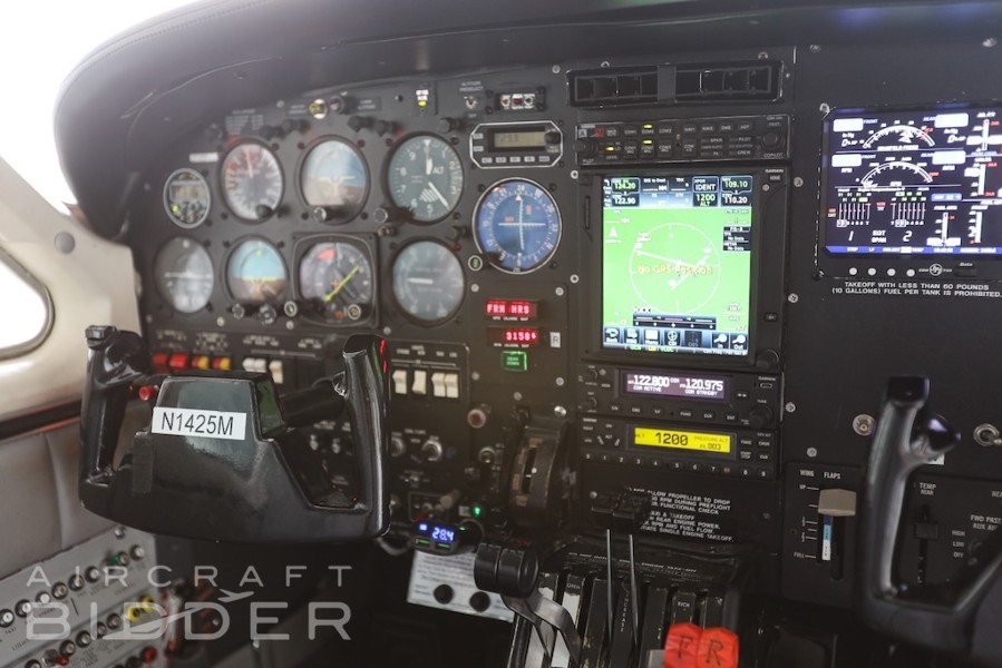 1974 Cessna Skymaster T-337G, photo 11