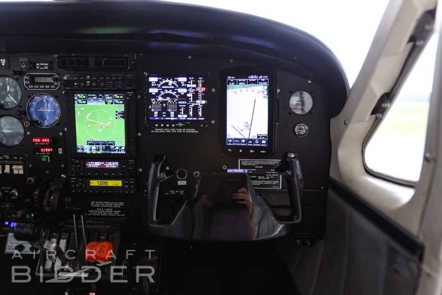 1974 Cessna Skymaster T-337G, photo 12