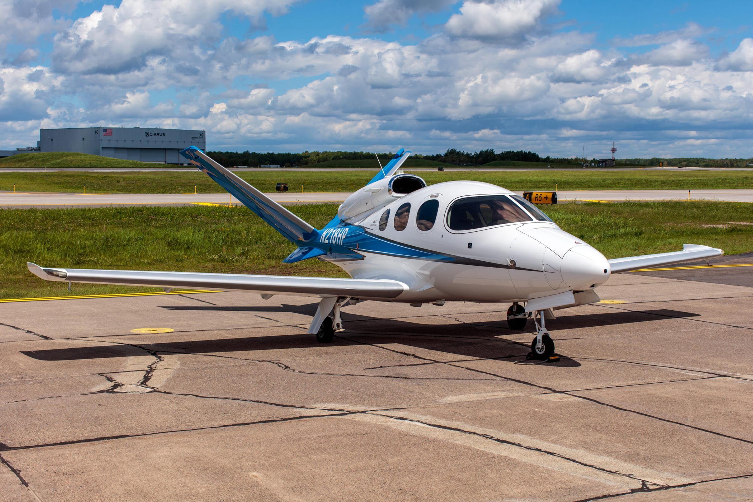 2019 Cirrus Vision SF50 — photo 4
