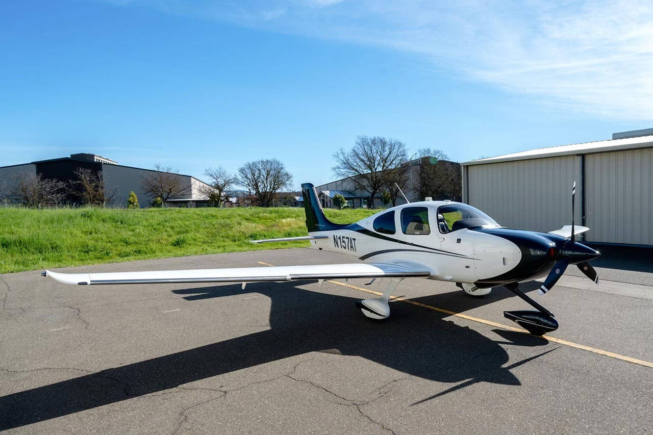 2014 Cirrus SR22-G5 — photo 4