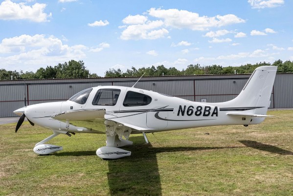 2017 Cirrus SR22-G6 — photo 1