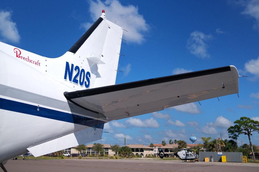 1978 Beechcraft Beech King Air E90, photo 10