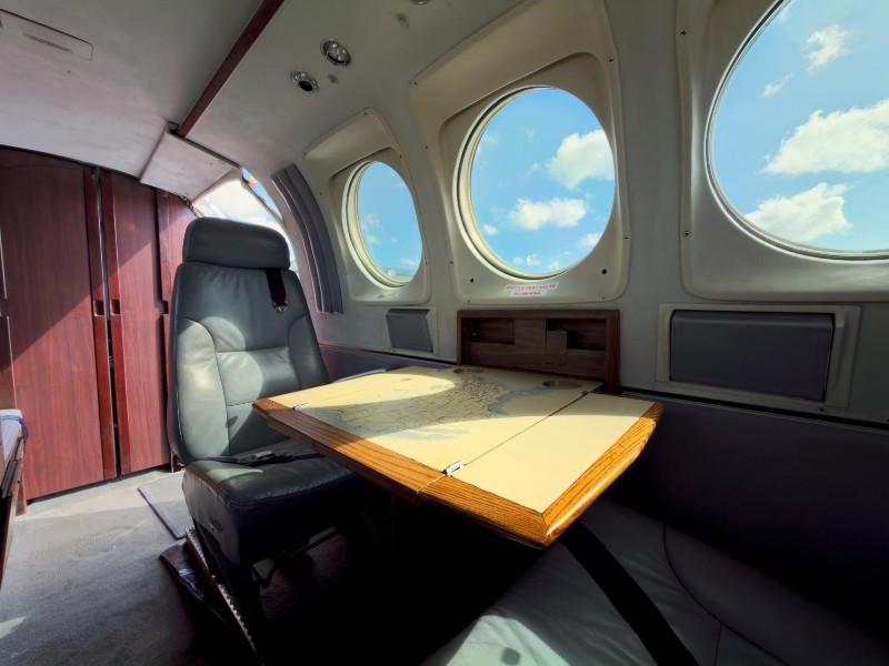 1978 Beechcraft Beech King Air E90, photo 15