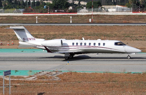 2016 Learjet 75 — photo 2