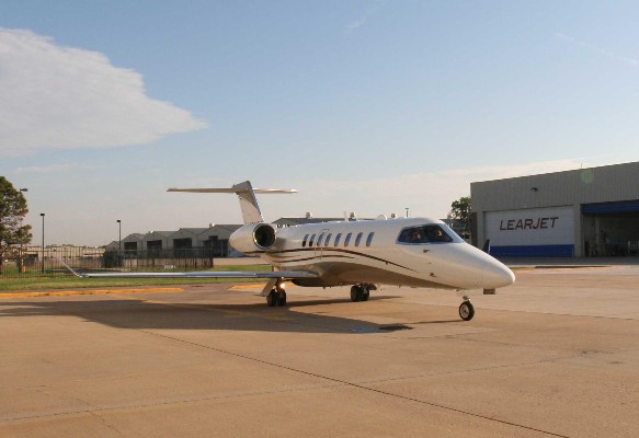 2016 Learjet 75 — photo 4