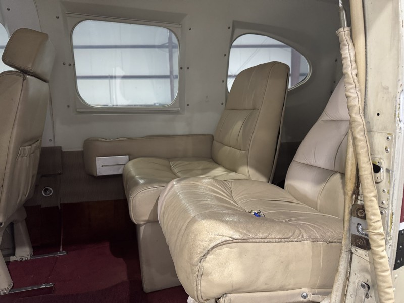 1979 Piper Navajo Chieftain PA-31-350, photo 7