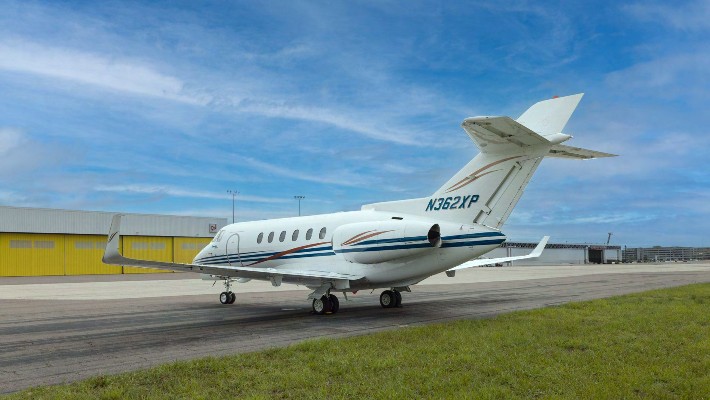 2010 Hawker 900XP — photo 5