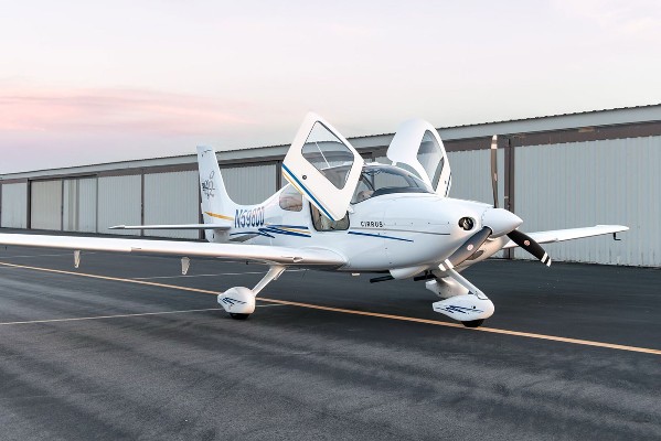 2004 Cirrus SR20-G2