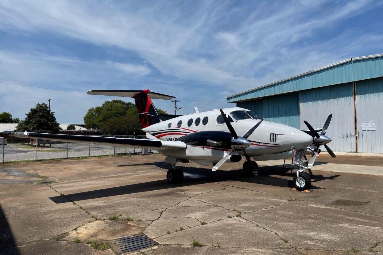 1980 Beech King Air F90 — photo 1