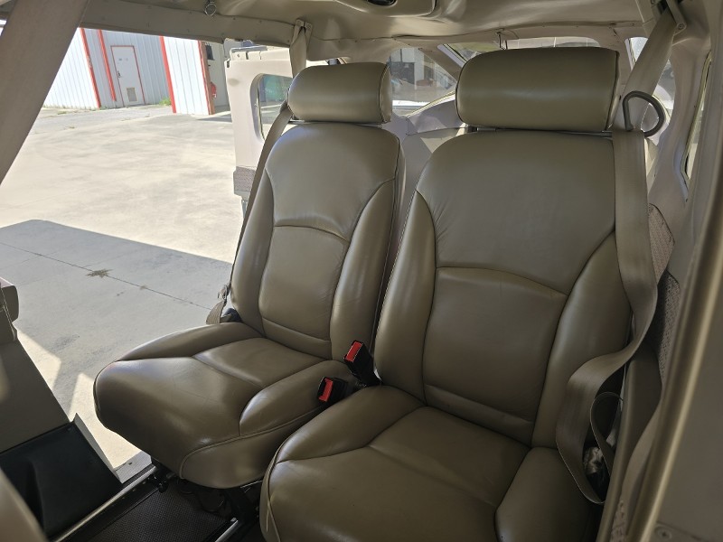 1999 Cessna T206H, photo 6